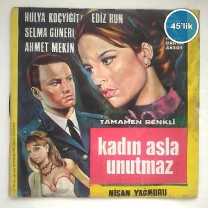 P0151 GONUL YAZAR Nisan Yagmuru Sabah Yildizi 45lik Plak GÖNÜL YAZAR - Nisan Yağmuru - Sabah Yıldızı - 45lik Plak