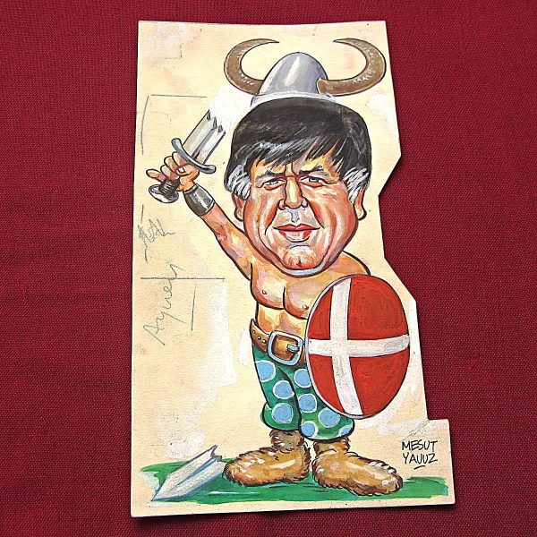 MESUT YAVUZ İMZALI ORİJİNAL KARİKATÜR 11x21 45 MESUT YAVUZ İMZALI ORİJİNAL KARİKATÜR 11×21