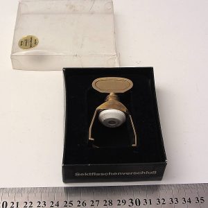 n0690 tribuson nadir obje