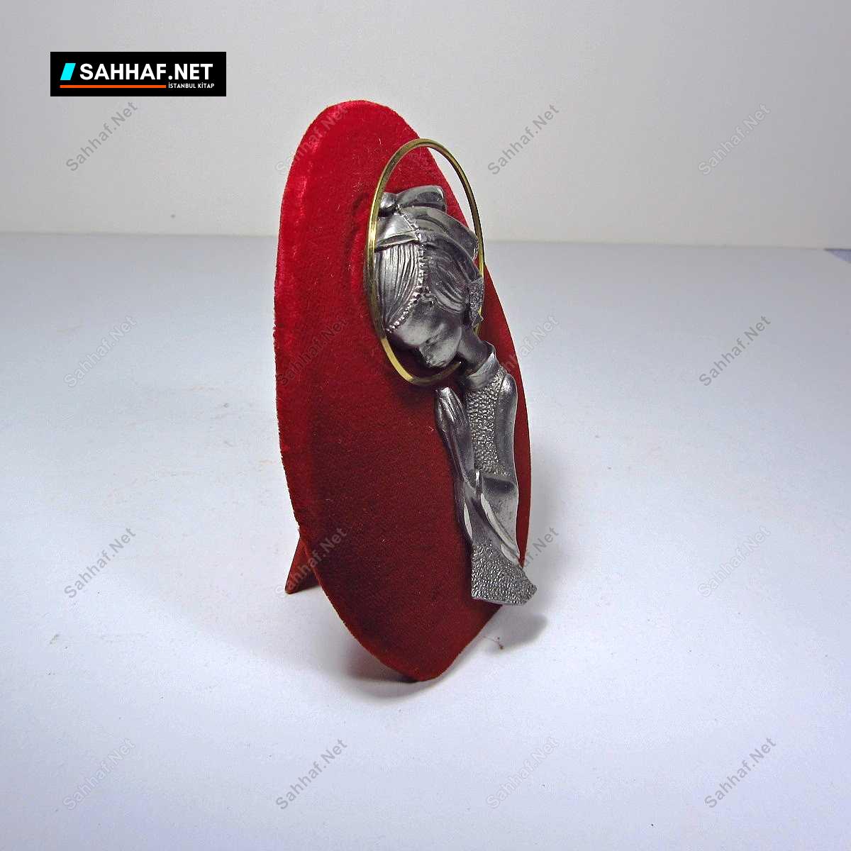 n1301 dini figur dua eden kiz nadir obje 2