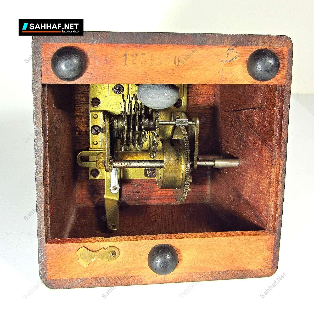 n1968 metronom nadir obje5