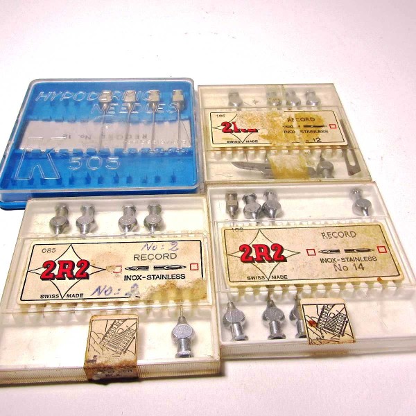 4 Kutu Muhtelif Enjektör İğneleri - Sahhaf.Net