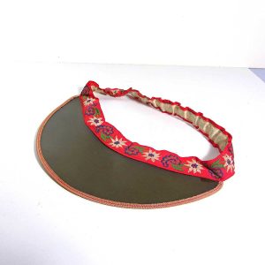 Vintage Siperlikli Şapka 5 Vintage Siperlikli Şapka