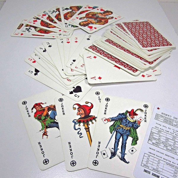 Royal Plastik Oyun Kağıdı - Sahhaf.Net