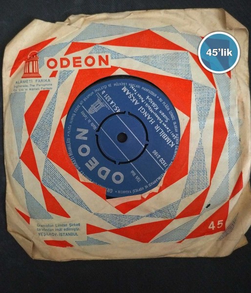 SUZAN GÖKTÜRK – Hayran Olurum Aşkı Bilene – Kim Bilir Hangi Akşam – 45lik Plak