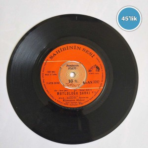 KAMURAN AKKOR  - Sen Başkasın  - Mutluluğa Şarkı - 45lik Plak