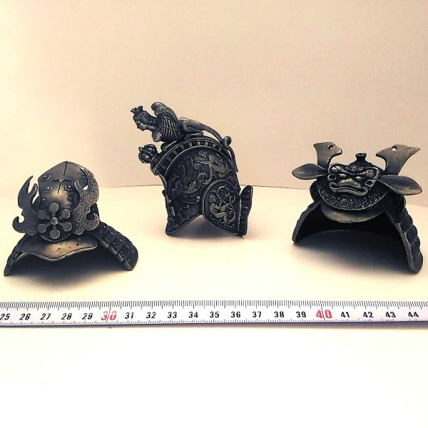 3 Adet Metal Miğfer