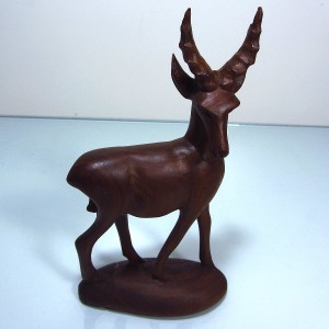 Ahşap Antilop Figürü
