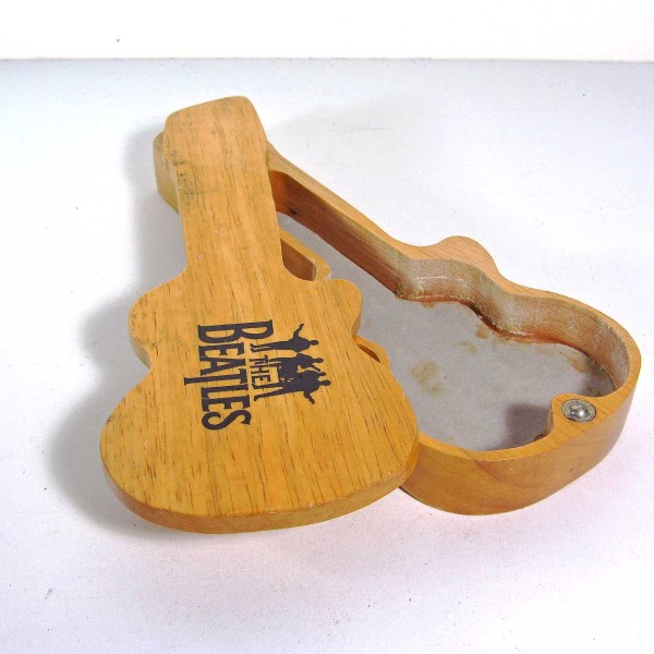 Gitar Şeklinde Kutu