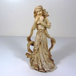 Melek Kadın Figürü