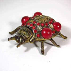 Uğur Böceği Küllük