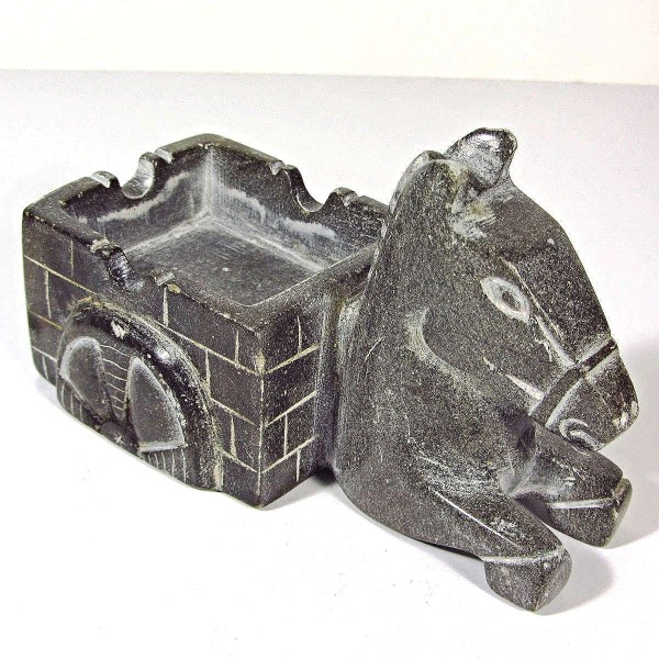 Atlı Araba Küllük