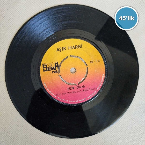 AŞIK HARBİ - İstanbul'dan Kız Almam - Bizim Oğlan - 45lik Plak 51 AŞIK HARBİ – İstanbul’dan Kız Almam – Bizim Oğlan – 45lik Plak