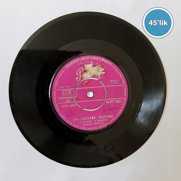 ENRICO MACIAS - Oh Guitare Guitare - Ma Maison Ma Maison - 45lik Plak 54 ENRICO MACIAS – Oh Guitare Guitare – Ma Maison Ma Maison – 45lik Plak