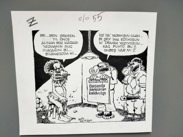 SANSÜR KONULU ORİJİNAL KARİKATÜR - Sahhaf.Net